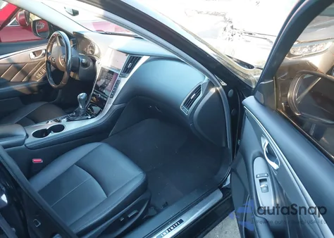 2015 Infiniti Q50 Premium z USA, uszkodzony, nr VIN JN1BV7AR2FM390829